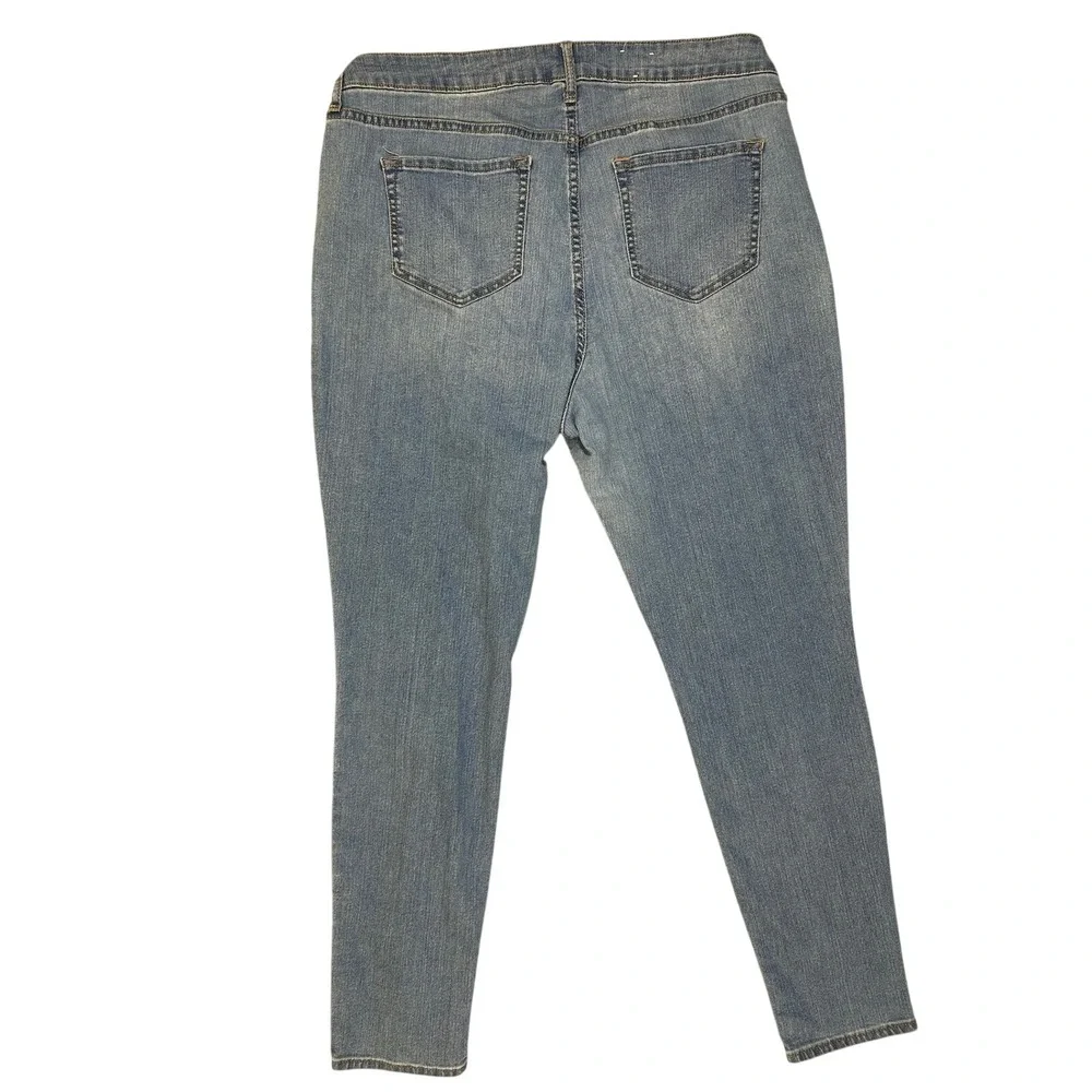 OLD NAVY Women's Super Skinny Mid‎ Rise Jeans Size 16 Reg Light Wash Denim